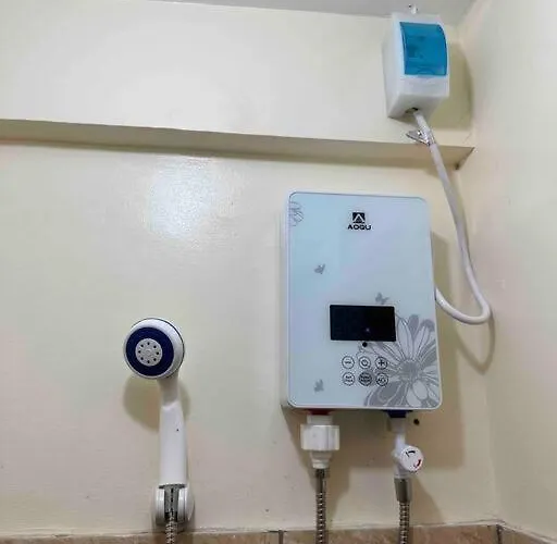 Apartment Lawton Residences 2i - 4 Pax Manila